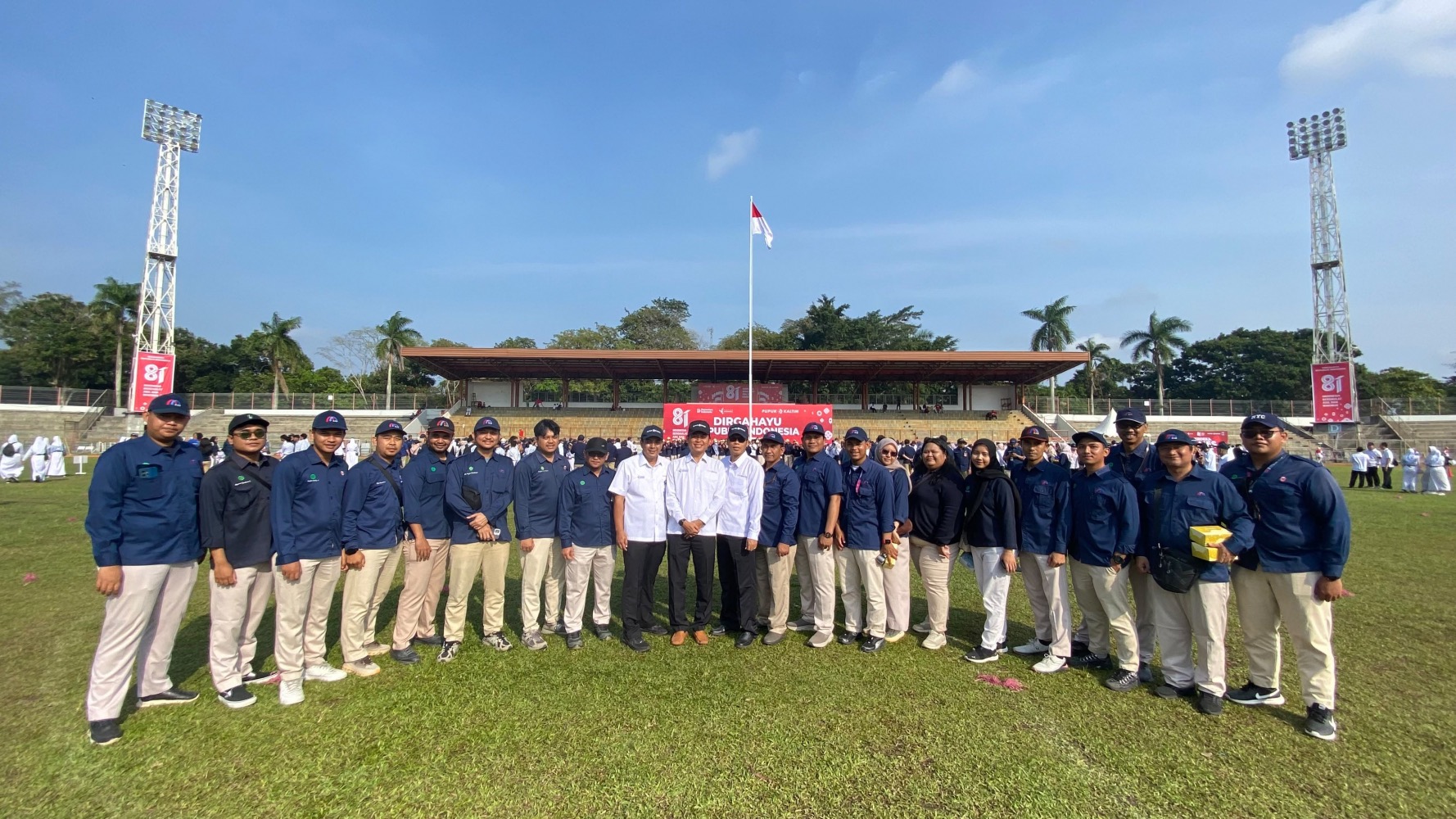 PT KAD Hadiri Upacara HUT RI ke-81 di Stadion Mulawarman, Kobarkan Semangat Nasionalisme